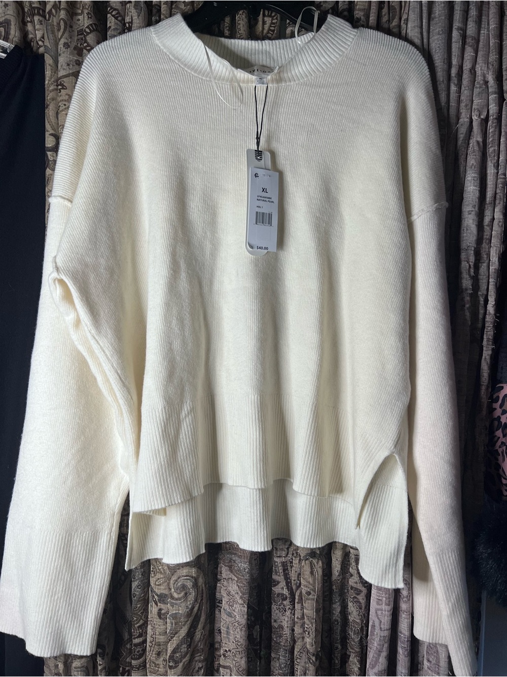 Olive & Oak Cream Ribbed Layered-Hem Crew Sweater